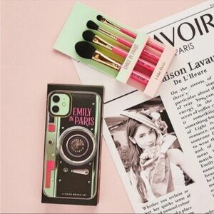 Spectrum X Emily Of Paris Makeup Brush Set